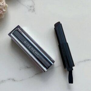 Givenchy Rouge Interdit Vinyl Lipstick - Noir Révélateur